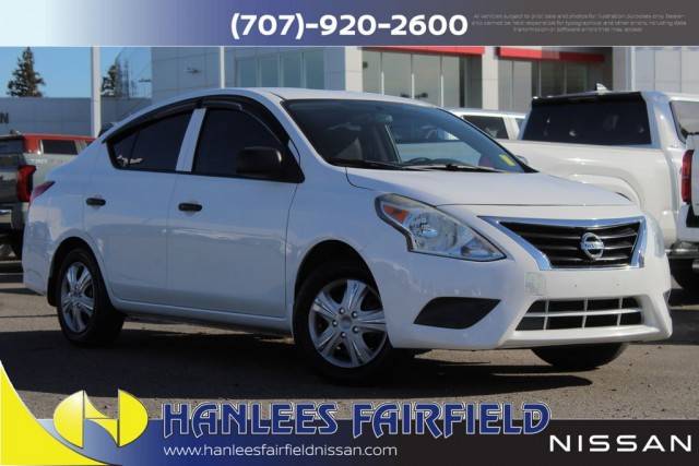 2015 Nissan Versa S FWD photo