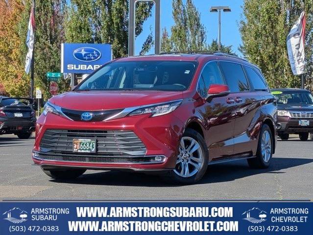 2023 Toyota Sienna Limited AWD photo