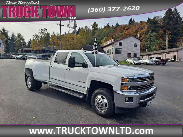 2015 Chevrolet Silverado 3500HD LTZ 4WD photo
