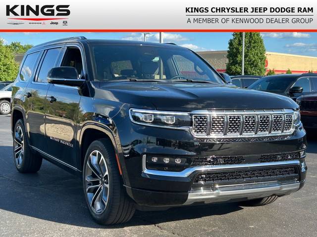 2023 Jeep Grand Wagoneer Series III 4WD photo