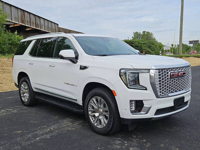 2023 GMC Yukon Denali 4WD photo