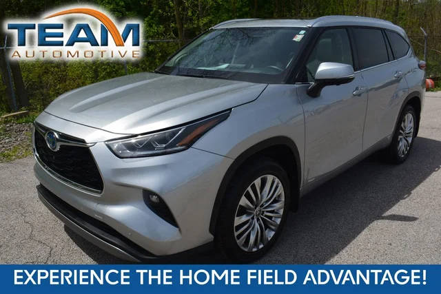 2023 Toyota Highlander Hybrid Platinum AWD photo