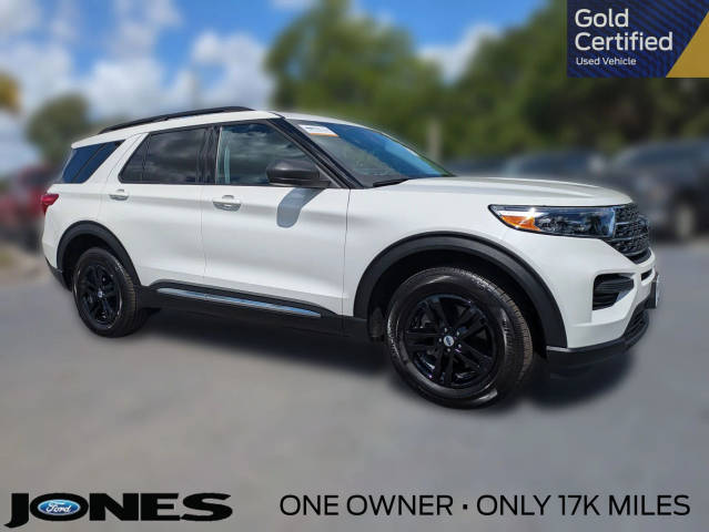 2023 Ford Explorer XLT 4WD photo