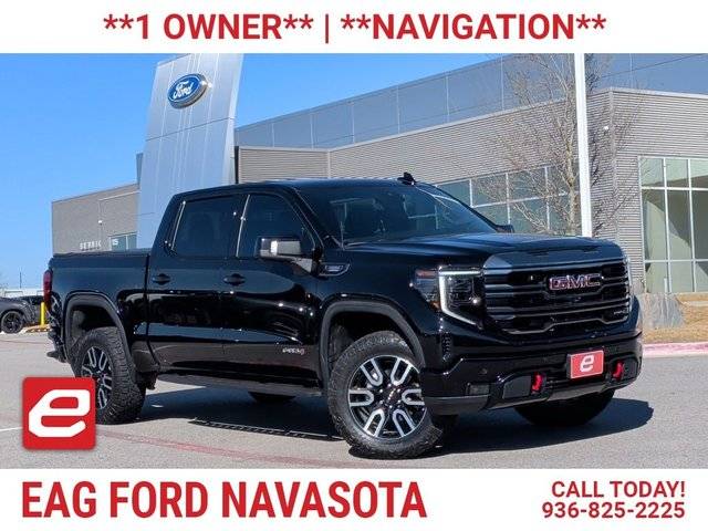 2023 GMC Sierra 1500 AT4 4WD photo