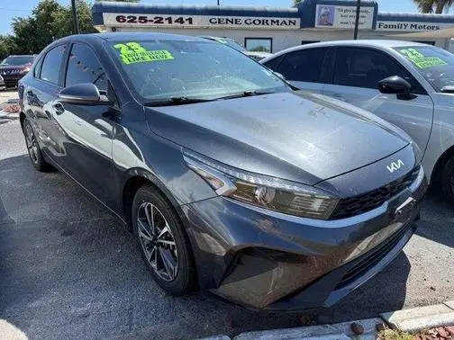 2023 Kia Forte LXS FWD photo