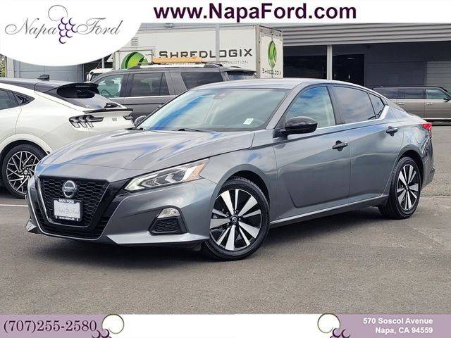 2022 Nissan Altima 2.5 SV FWD photo