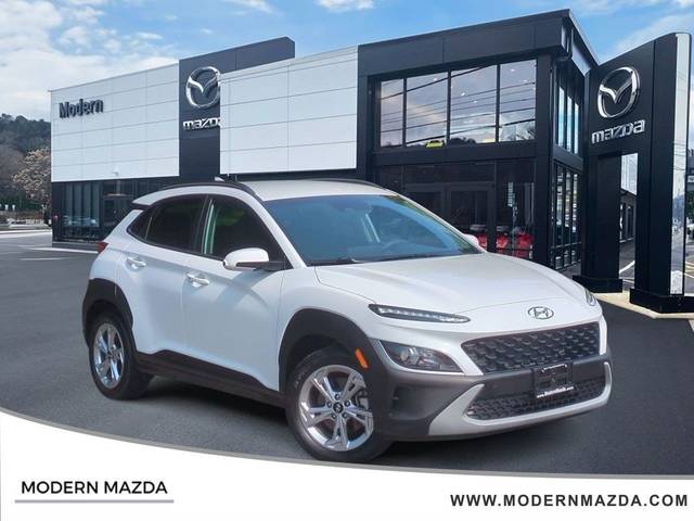 2023 Hyundai Kona SEL AWD photo