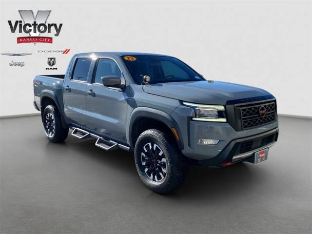 2023 Nissan Frontier PRO-4X 4WD photo