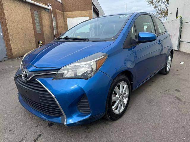 2015 Toyota Yaris LE FWD photo