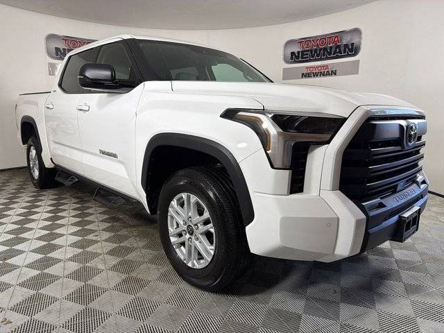 2023 Toyota Tundra SR5 4WD photo