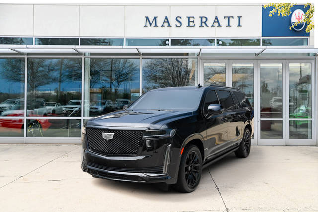 2023 Cadillac Escalade ESV 4WD Sport Platinum 4WD photo