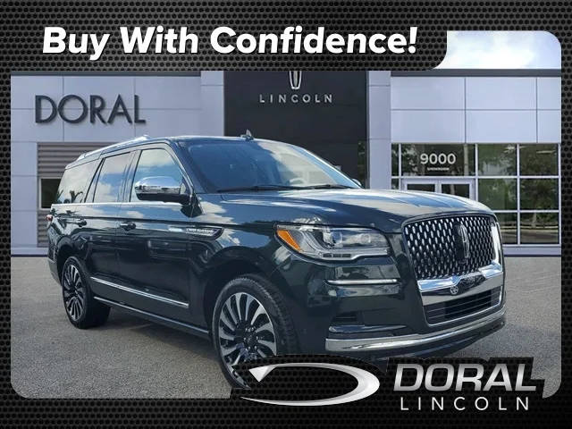 2023 Lincoln Navigator Black Label 4WD photo