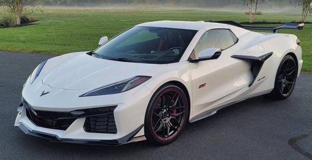 2023 Chevrolet Corvette Z06 3LZ RWD photo