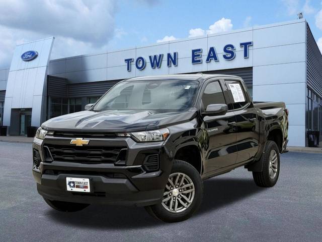 2023 Chevrolet Colorado 2WD LT RWD photo