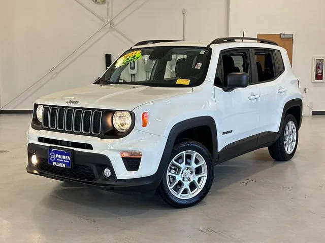 2023 Jeep Renegade Latitude 4WD photo