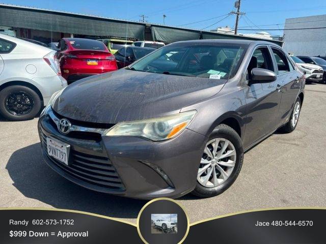 2015 Toyota Camry LE FWD photo