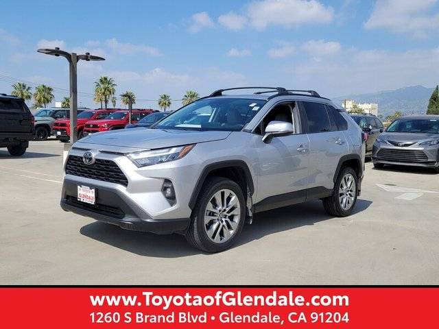 2023 Toyota RAV4 XLE Premium FWD photo