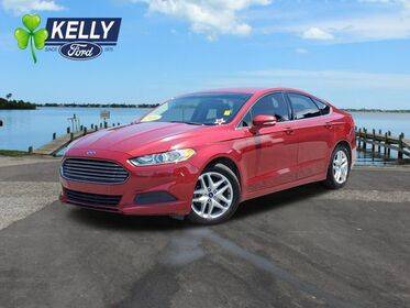 2016 Ford Fusion SE FWD photo