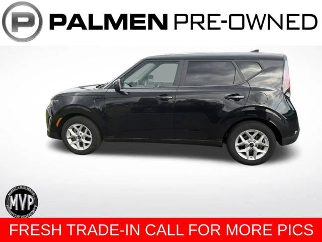 2023 Kia Soul LX FWD photo