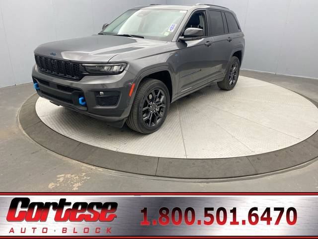 2023 Jeep Grand Cherokee 30th Anniversary 4WD photo