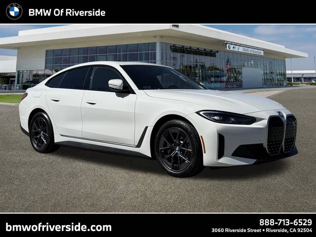 2023 BMW i4 eDrive35 RWD photo