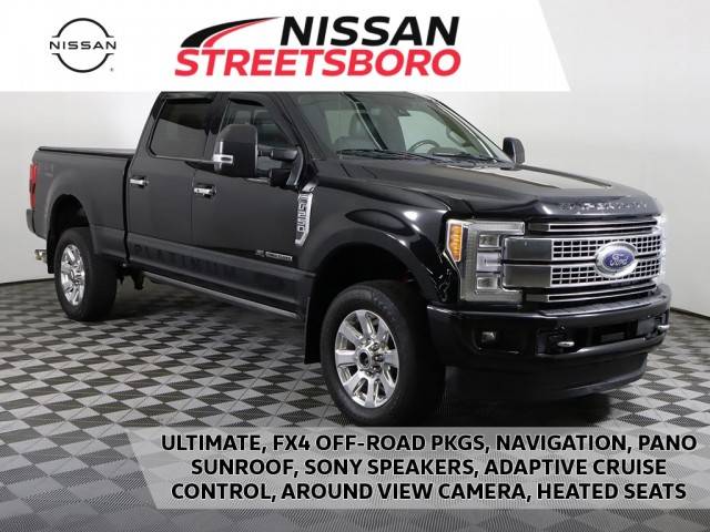 2017 Ford F-250 Super Duty Platinum 4WD photo