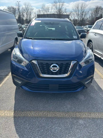 2020 Nissan Kicks SR FWD photo