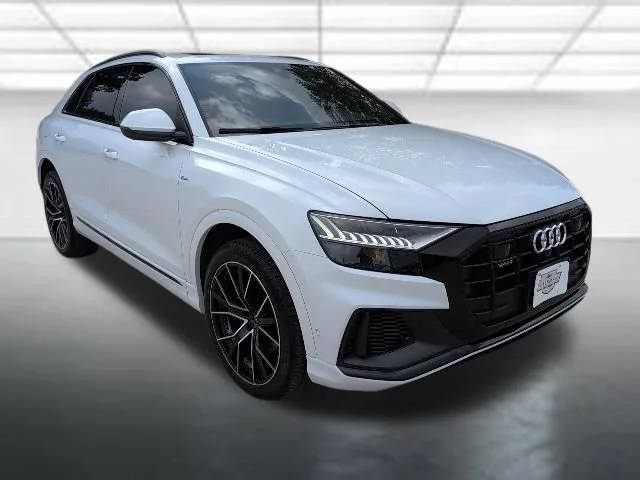 2023 Audi Q8 Premium Plus AWD photo