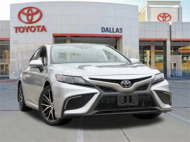 2023 Toyota Camry SE FWD photo