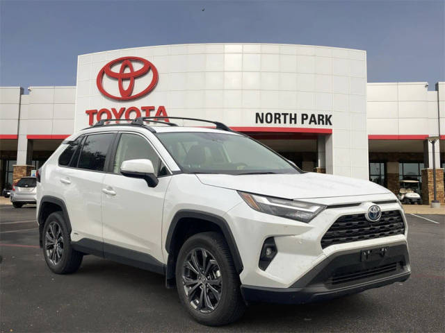 2023 Toyota RAV4 Hybrid XLE Premium AWD photo