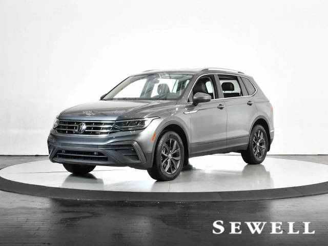 2023 Volkswagen Tiguan SE FWD photo