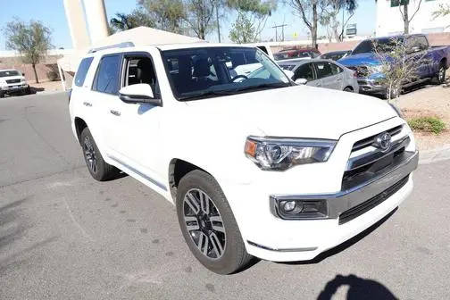 2023 Toyota 4Runner Limited 4WD photo