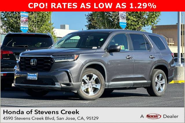 2023 Honda Pilot EX-L 8 Passenger AWD photo