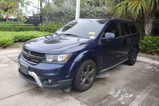 2020 Dodge Journey Crossroad FWD photo