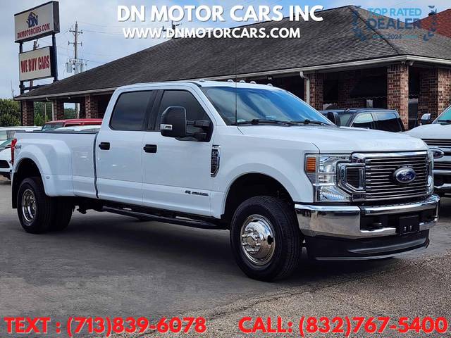 2022 Ford F-350 Super Duty XLT 4WD photo