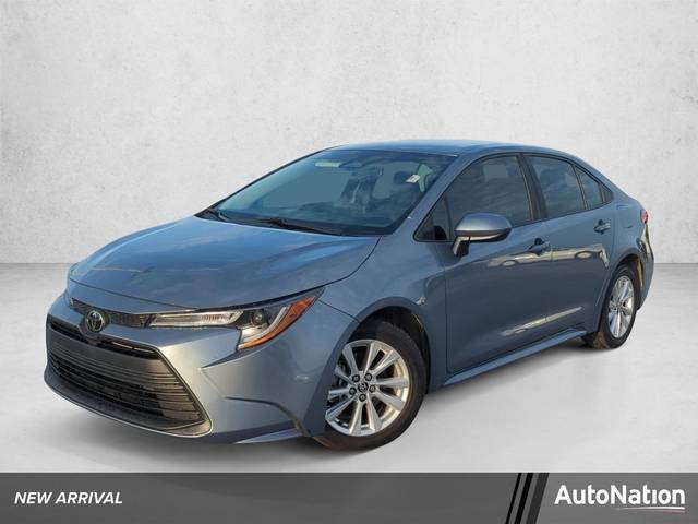 2023 Toyota Corolla LE FWD photo
