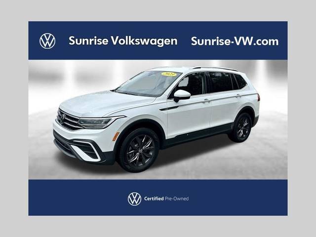2023 Volkswagen Tiguan SE FWD photo