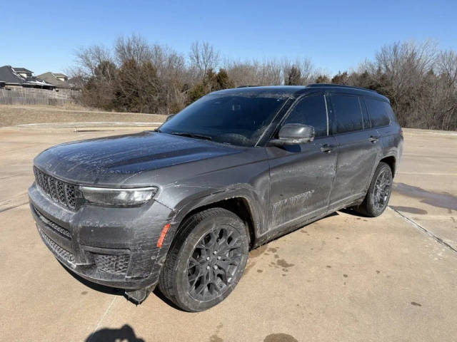 2023 Jeep Grand Cherokee L Summit 4WD photo