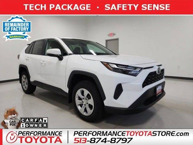 2023 Toyota RAV4 LE AWD photo