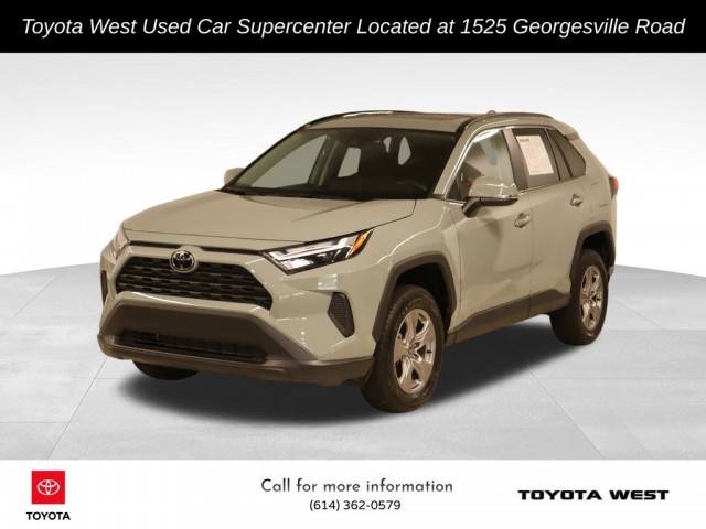 2023 Toyota RAV4 XLE AWD photo