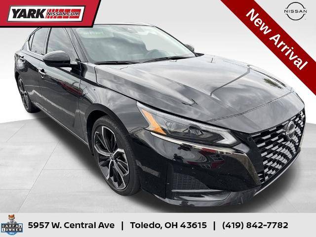 2023 Nissan Altima 2.5 SR FWD photo