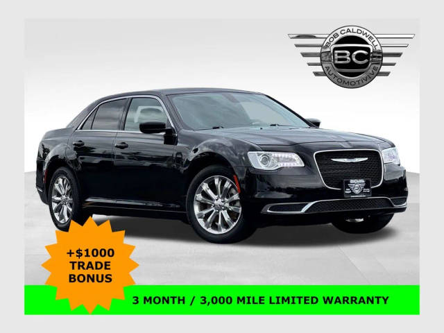 2023 Chrysler 300 Touring AWD photo