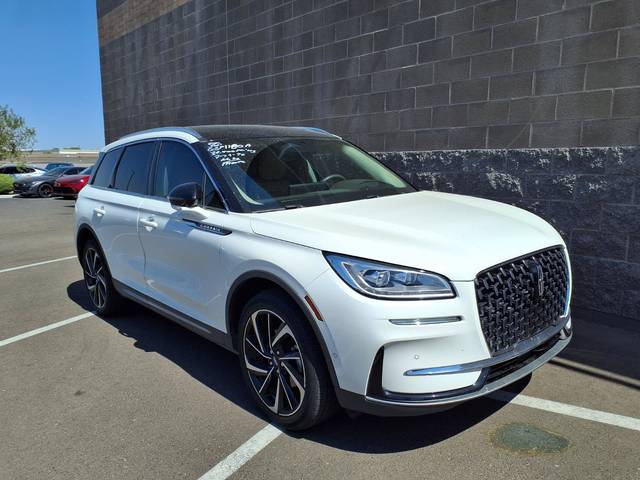 2023 Lincoln Corsair Reserve AWD photo
