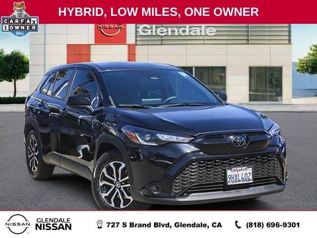 2023 Toyota Corolla Cross Hybrid S AWD photo