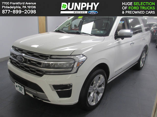 2023 Ford Expedition Platinum 4WD photo