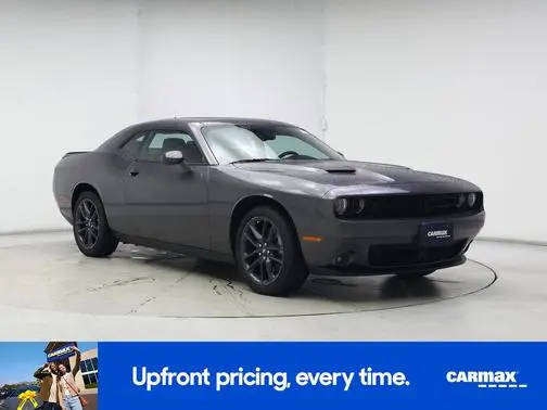 2023 Dodge Challenger SXT AWD photo