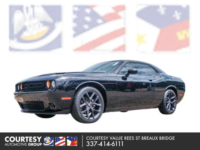 2023 Dodge Challenger SXT RWD photo