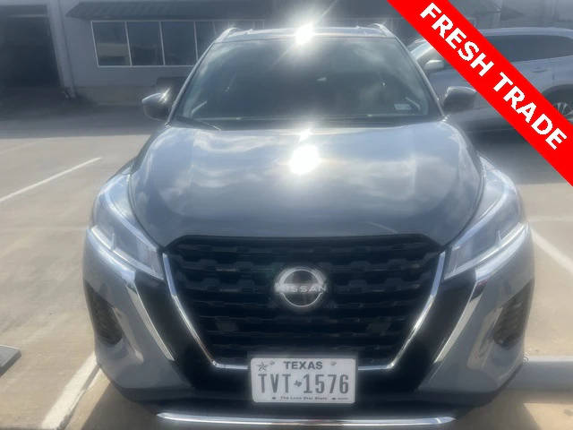 2023 Nissan Kicks SV FWD photo