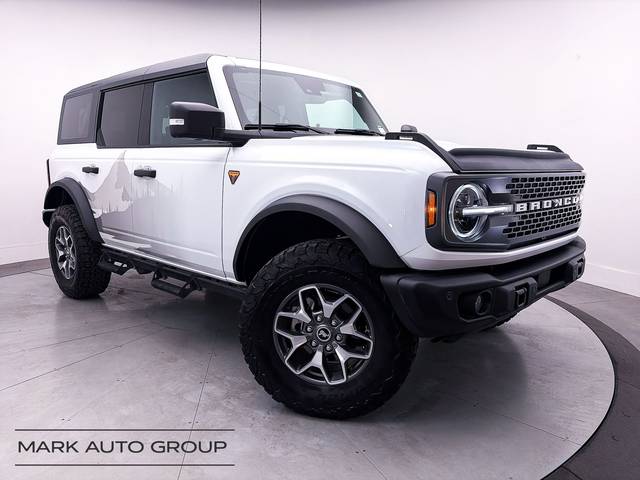 2023 Ford Bronco 4 Door Badlands 4WD photo