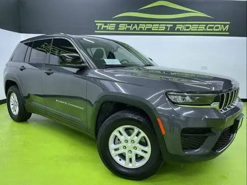 2023 Jeep Grand Cherokee Laredo 4WD photo